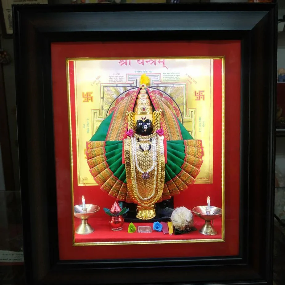 Shri mahalaxmi idol