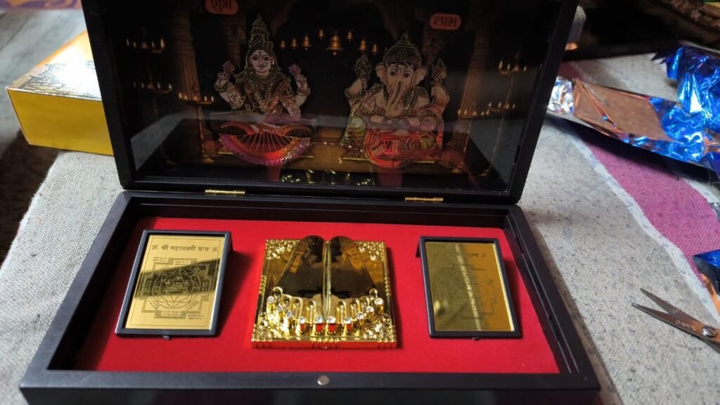 最強の金運！Ghau prayer box 彩繪 手描きザキラムペンダント八吉祥 最強の金運！Ghau prayer box 彩繪 手描きザキラムペンダント八吉祥