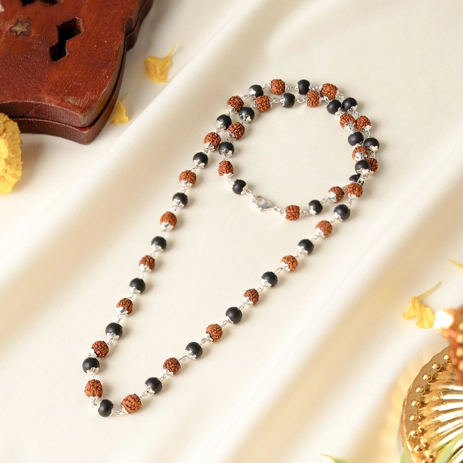 WhatsApp Image 2026-01-16 at 10.24.01 Divya Rudraksha Karungali Mala